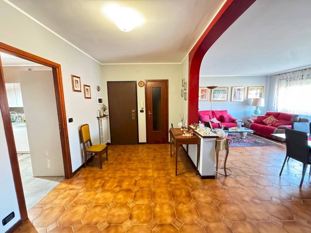 Ingresso - Four-room apartment via Ugo La Malfa, 3/2, Rivalta di Torino - photo 3