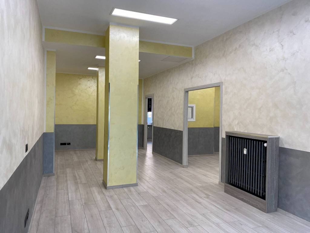 Ufficio - Negozio corso Giovanni Agnelli, 78, Torino (zona Santa Rita) - foto 2
