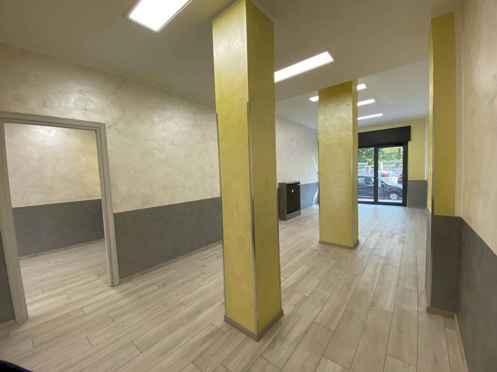 Ufficio - Negozio corso Giovanni Agnelli, 78, Torino (zona Santa Rita) - foto 3