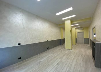 Ufficio - Negozio corso Giovanni Agnelli, 78, Torino (zona Santa Rita) - foto 5