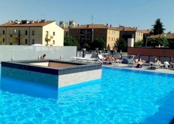 Piscina - Trilocale piazza di Porta Mascarella, Bologna (zona Irnerio) - foto 30