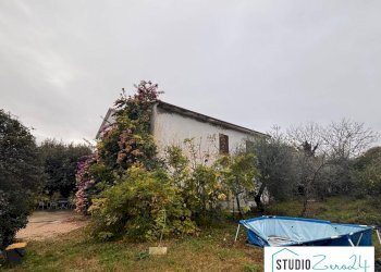 Foto 11 - Villa Rimembranze
 
22, Amelia - photo 11