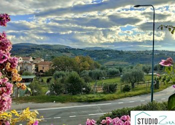 Foto 3 - Villa Rimembranze
 
22, Amelia - photo 3