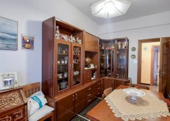 Sala da pranzo - Trilocale via Terpi, Genova (zona Molassana) - foto 5