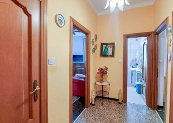 Disimpegno - Trilocale via Terpi, Genova (zona Molassana) - foto 24