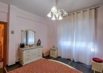 Camera da letto - Trilocale via Terpi, Genova (zona Molassana) - foto 26