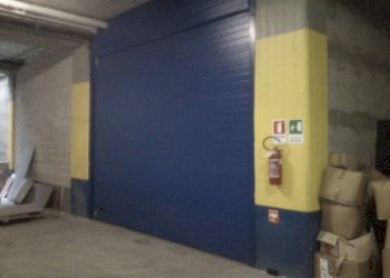 Ingresso - Box strada del Drosso, 33, Torino (zona Mirafiori Sud) - foto 7