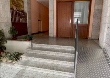 Interno palazzo - Appartamento corso Risorgimento, 10, Biella - foto 3