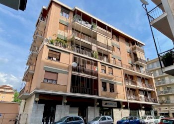 Facciata - Appartamento corso Risorgimento, 10, Biella - foto 31