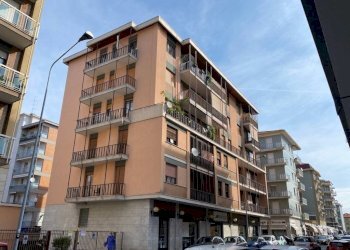 Facciata - Appartamento corso Risorgimento, 10, Biella - foto 32