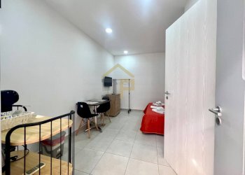 Foto 4 - One-room apartment Vicolo Santa Rosalia Al Borgo
 
25, Palermo - photo 4