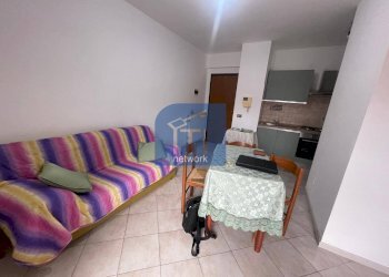 Salone - Bilocale Via Fratelli Bandiera, Pomezia - foto 14