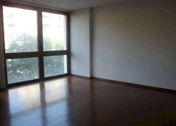 salone 3 - Quadrilocale corso Corso Peschiera, 221, Torino (zona San Paolo) - foto 3