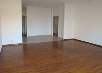 ingresso su salone - Quadrilocale corso Corso Peschiera, 221, Torino (zona San Paolo) - foto 4