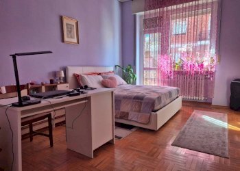 Camera da letto - Bilocale via Trentatreesimo Reggimento Fanteria, Cuneo (zona Donatello) - foto 2