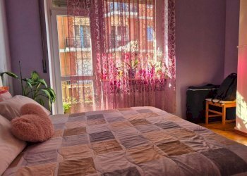 Camera da letto - Bilocale via Trentatreesimo Reggimento Fanteria, Cuneo (zona Donatello) - foto 3