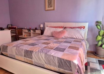 Camera da letto - Bilocale via Trentatreesimo Reggimento Fanteria, Cuneo (zona Donatello) - foto 9