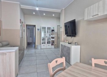 Salone - Quadrilocale corso Giovanni Giolitti, Cuneo (zona Centro) - foto 12