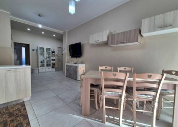 Salone - Quadrilocale corso Giovanni Giolitti, Cuneo (zona Centro) - foto 17