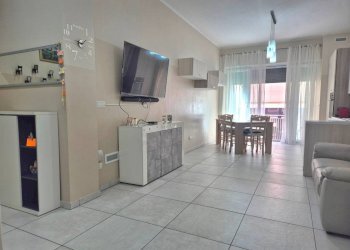 Salone - Quadrilocale corso Giovanni Giolitti, Cuneo (zona Centro) - foto 21