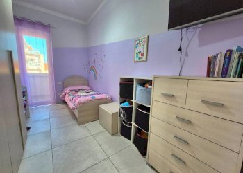 Camera da letto - Quadrilocale corso Giovanni Giolitti, Cuneo (zona Centro) - foto 28