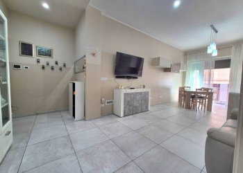 Salone - Quadrilocale corso Giovanni Giolitti, Cuneo (zona Centro) - foto 1