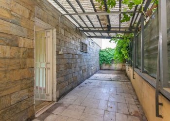 Interno palazzo - Two-room apartment via Monginevro, 13, Beinasco - photo 14