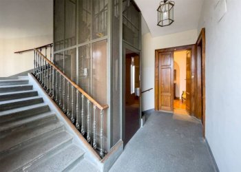 Interno palazzo - Quadrilocale via Giovanni Giolitti, 5, Torino (zona Centro) - foto 5