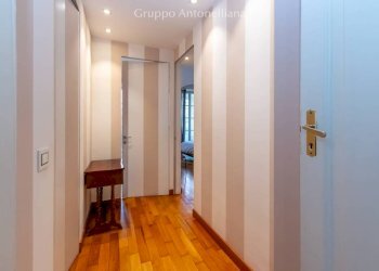 Corridoio - Quadrilocale via Giovanni Giolitti, 5, Torino (zona Centro) - foto 20