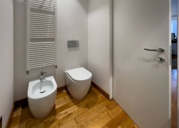 Bagno - Quadrilocale via Giovanni Giolitti, 5, Torino (zona Centro) - foto 30