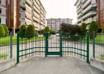 Cortile interno - Apartment strada Lanzo, 160e, Torino - photo 3