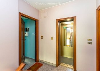 Ascensori - Apartment strada Lanzo, 160e, Torino - photo 6