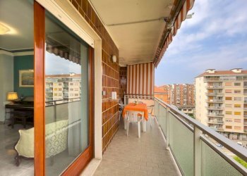 Terrazzo - Apartment strada Lanzo, 160e, Torino - photo 11