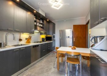 Cucina - Apartment strada Lanzo, 160e, Torino - photo 20