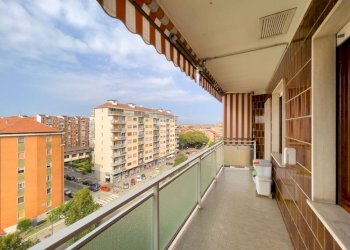 Balcone - Apartment strada Lanzo, 160e, Torino - photo 21