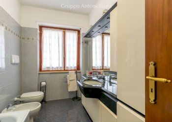Bagno - Apartment strada Lanzo, 160e, Torino - photo 23