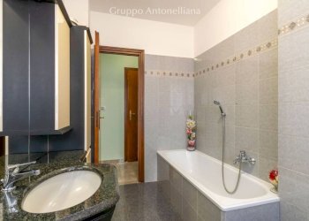 Bagno - Apartment strada Lanzo, 160e, Torino - photo 24