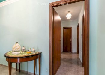 Corridoio - Apartment strada Lanzo, 160e, Torino - photo 25