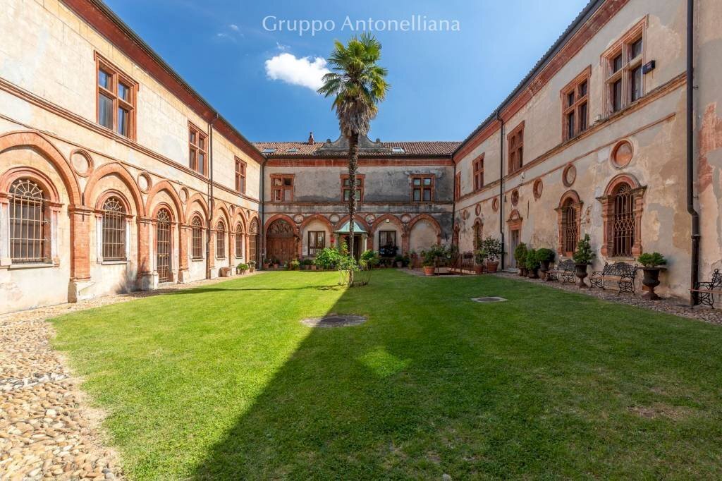 Giardino - Casa indipendente strada Castelvecchio, 40, Moncalieri - foto 1