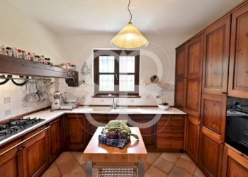 Cucina - Villa via Lavagello, Castelletto d'Orba - foto 9