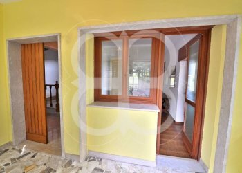 Ingresso - Villa via ai Piani di Ferretto, 8, Genova (zona Bavari) - foto 4