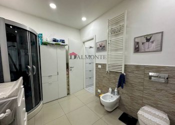 Bagno - Three-room apartment via Persicetana, Bologna (neighborhood Borgo Panigale) - photo 12
