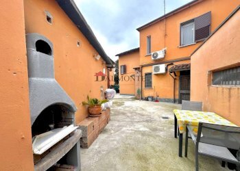 Cortile interno - Three-room apartment via Persicetana, Bologna (neighborhood Borgo Panigale) - photo 22