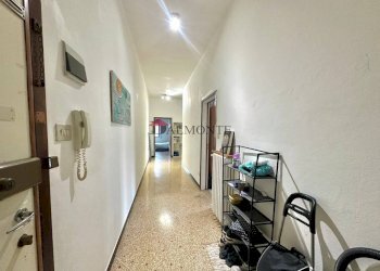 Corridoio - Three-room apartment via Giovanni Bertini, Bologna (neighborhood San Donato) - photo 7