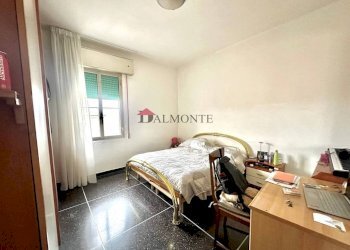 Camera da letto - Three-room apartment via Giovanni Bertini, Bologna (neighborhood San Donato) - photo 11