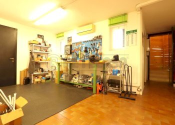 IMG_5203.JPG - Locale Commerciale viale della pace  169, Vicenza - foto 15