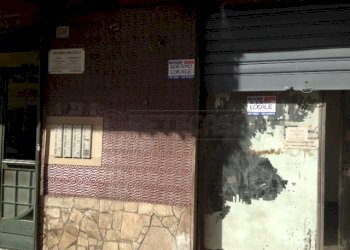 IMG_8957.JPG - Locale Commerciale Via Irno 141, Salerno - foto 3