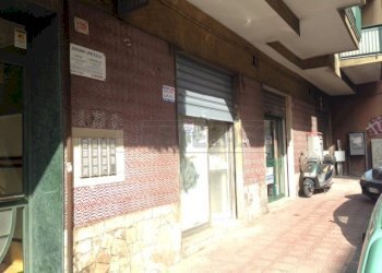 IMG_8963.JPG - Locale Commerciale Via Irno 141, Salerno - foto 9