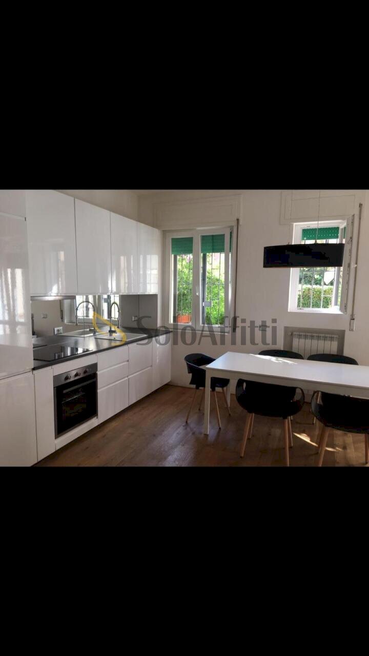 CUCINA - Quadrilocale Viale Fabbricotti 106, Livorno - foto 2