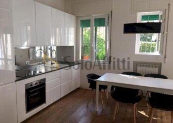 CUCINA - Quadrilocale Viale Fabbricotti 106, Livorno - foto 2